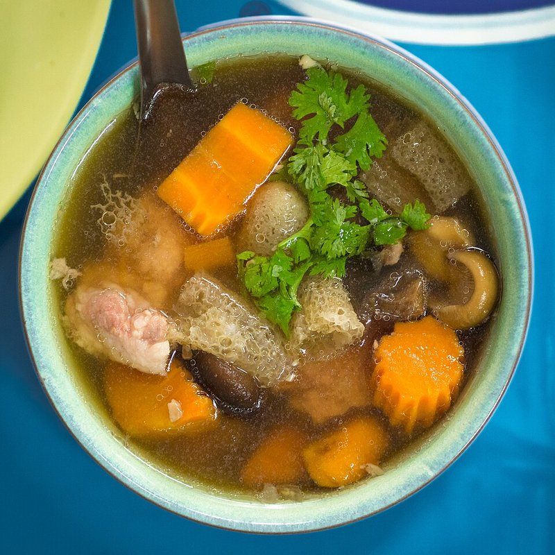 Tôm thẻ kho ớt hiểm