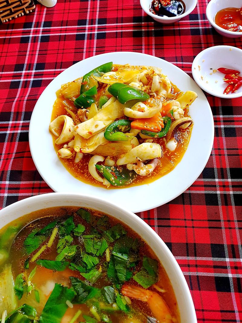 Mực xào chua ngọt