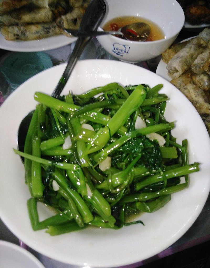 Rau muống kho tiêu
