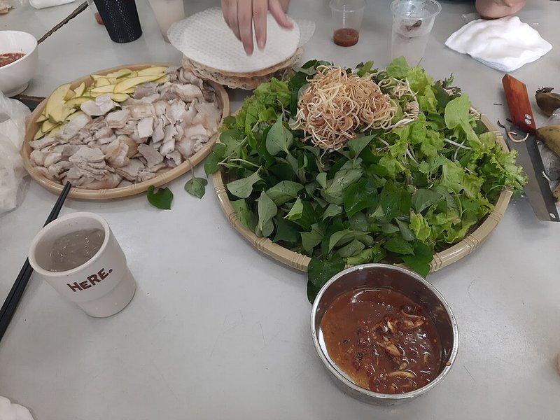 Sườn non kho củ sen