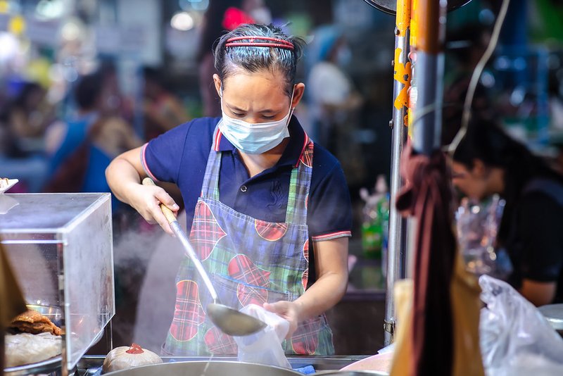 Thịt kho nước dừa trứng