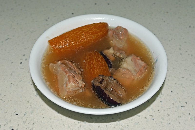 Thịt kho trứng cút
