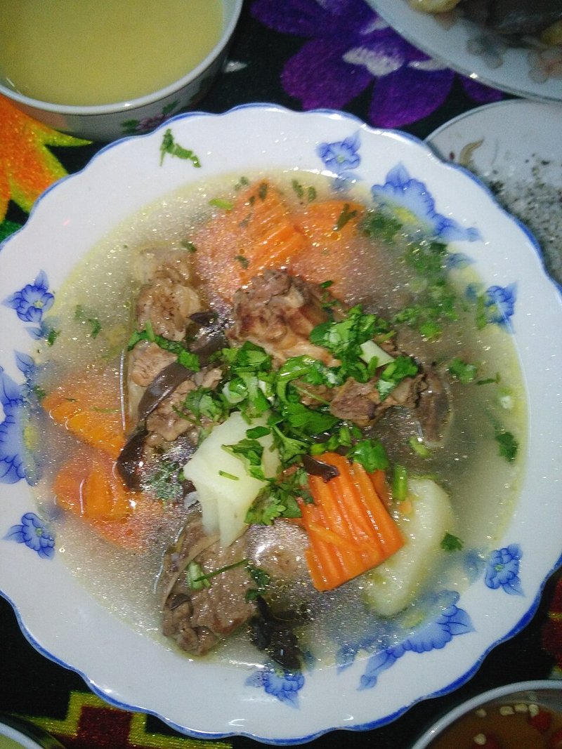 Tôm luộc bia