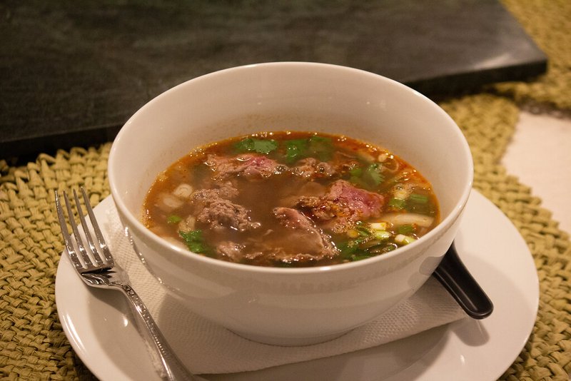 Sườn non xào bông thiên lý