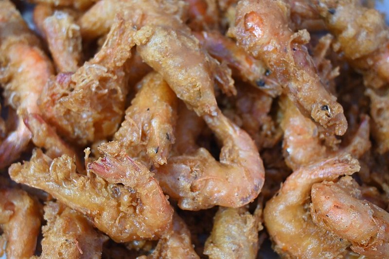 Tôm bạc xào bông thiên lý