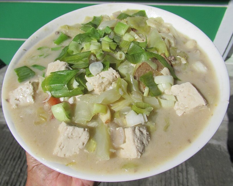 Cá rô xào cải thảo