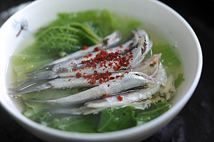Tôm càng xào cải thảo