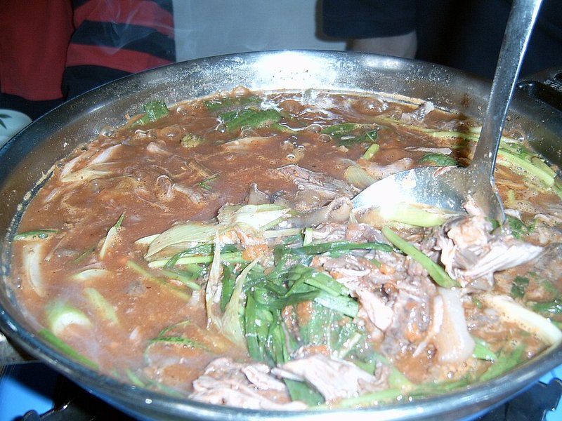 Cá rô phi xào nấm đông cô
