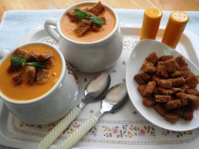 Mực ống nhỏ xào đậu que