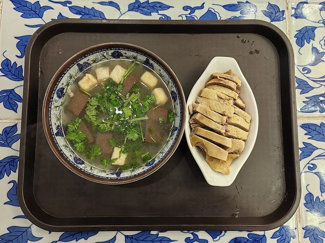 Cá chim đen xào bông cải