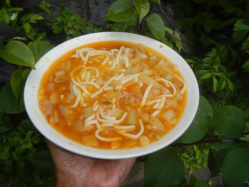 Gà ta xào cải thảo