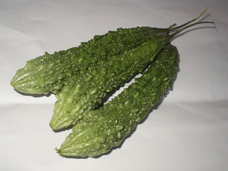 Cua đồng xào bông cải